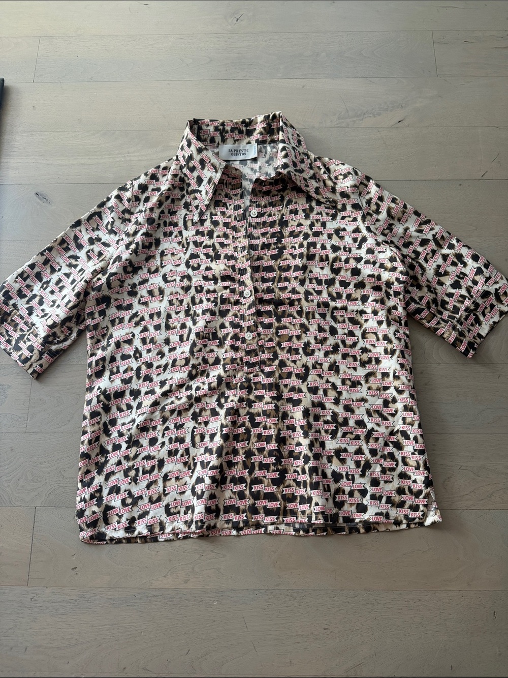 100% Silk Button-Up “Love-Kiss”Short Sleeve Leopard Blouse